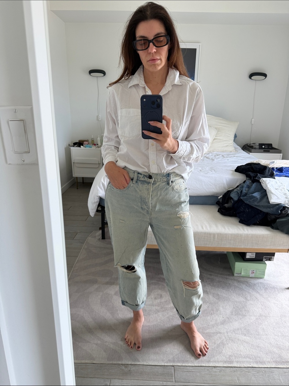 Alexander Wang Light Wash Distressed Boyfriend Jeans Button Fly Size 29